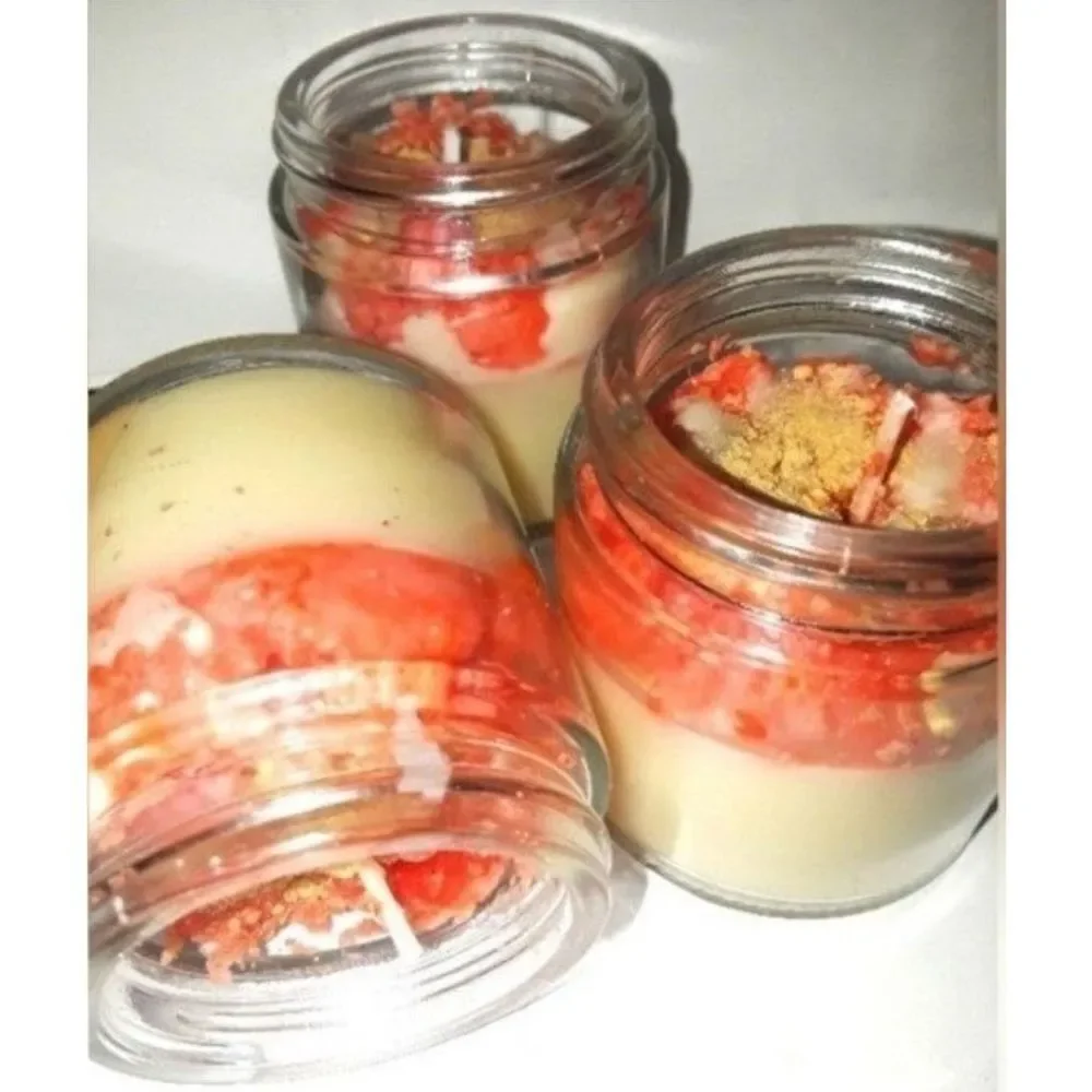 HAND Crafted Frozen Custard dessert candle 4oz